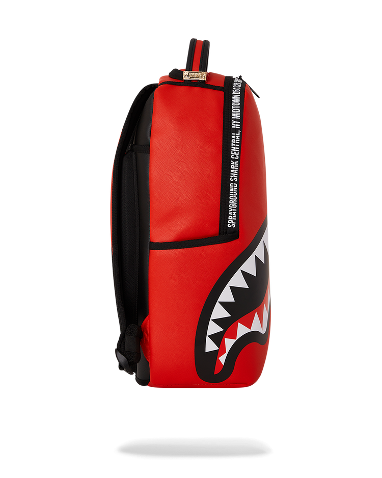 SHARK CENTRAL HOLDIN DOWN THE CITY DLXSV BACKPACK